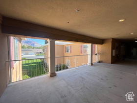 Photo 4 for 502 S 1040 East #221