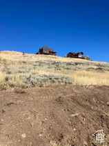 531 W Raspberry Patch Rd MLS #2026497