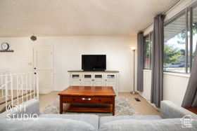 Photo 6 for 601 E Pali St
