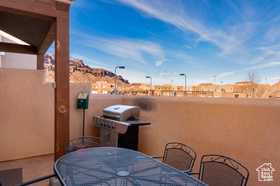 Photo 4 for 3862 Desert Willow Cir