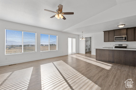 Photo 4 for 1131 W High Plains Dr #601