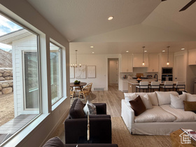 Photo 6 for 222 E Selman Ridge Dr #19