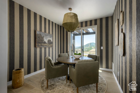 Photo 3 for 2087 W Pinnacle Ln #H-5