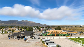 Photo 3 for 6081 W Parkway #GALLO