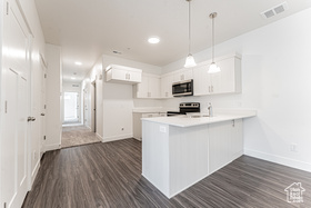 Photo 4 for 13688 S Hanley Ln #JJ204