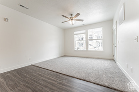 Photo 2 for 13688 S Hanley Ln #JJ204