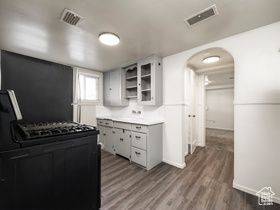 Photo 6 for 339 S 600 West