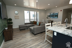 Photo 4 for 553 S 100 West #202