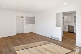 Photo 6 for 2332 W Broderick Dr