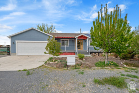 Photo 2 for 346 W Durfee St