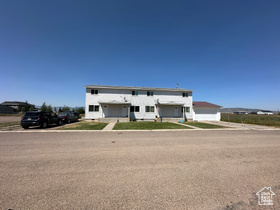 Photo 1 for 555 N 9th St