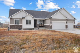 Photo 3 for 7967 N Spring Valley Ln #321