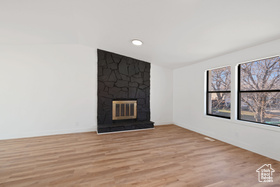 Photo 3 for 12875 S Aspen Cir