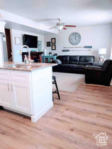 Photo 4 for 276 W Seasons Ln