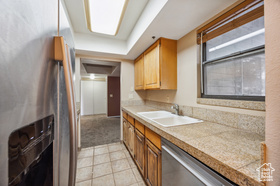 Photo 6 for 6915 N Powderwood Dr #6U