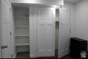 Photo 5 for 5292 W Van Dyne Ln #222