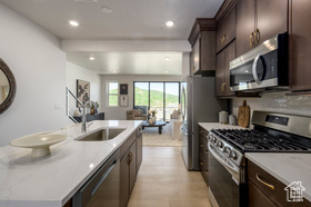 Photo 5 for 2079 W Pinnacle Ln #H-3