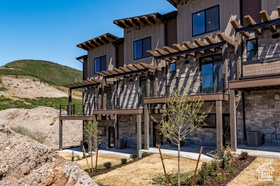 Photo 2 for 2079 W Pinnacle Ln #H-3