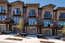 Photo 1 for 2079 W Pinnacle Ln #H-3
