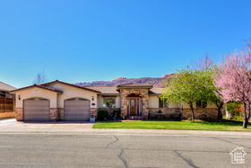 Photo 2 for 558 Winesap Cir