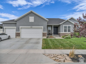 Photo 2 for 13456 S Rowell Dr