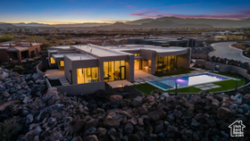 Photo 4 for 2031 N Lava Rock Cir #107