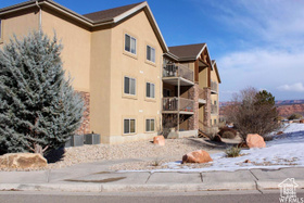 Photo 2 for 2511 Redcliff Rd #1D