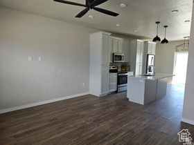 Photo 4 for 824 N 1880 East #74