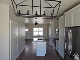 Photo 5 for 824 N 1880 East #74