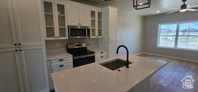 Photo 5 for 831 N 1820 East #66