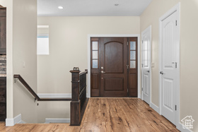 Photo 5 for 3670 Gundersen Cir