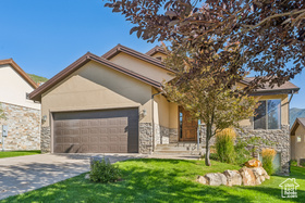 Photo 2 for 1164 W Sunburst Ln #16
