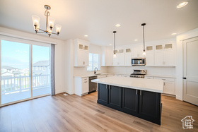 Photo 5 for 3358 S Heathercrest Dr