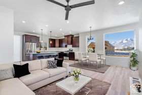 Photo 3 for 1187 S Lauren Ln #8