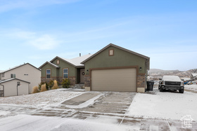 Photo 1 for 402 Topaz Dr