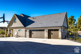 Photo 5 for 1283 N Gallen Rd