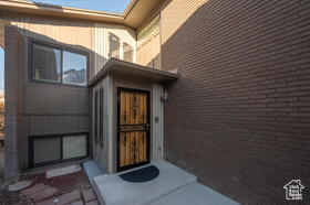 Photo 3 for 3850 S Quail Hollow Dr #22