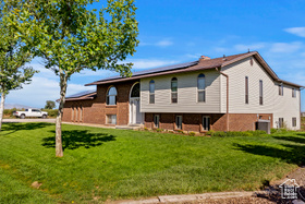 Photo 2 for 712 S 6150 West