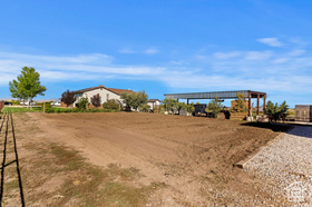 Photo 4 for 712 S 6150 West