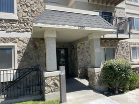 Photo 1 for 1205 E Privet Dr  #1-107