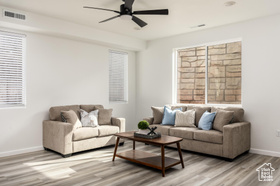 Photo 6 for 204 N Cliffside Dr #7