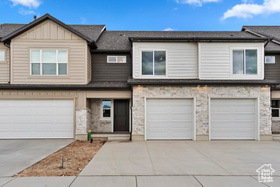Photo 1 for 3066 S Ludlow C