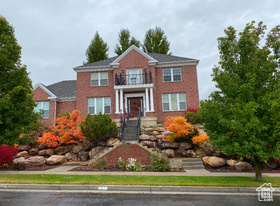 Photo 2 for 434 S Cardon Ridge Dr