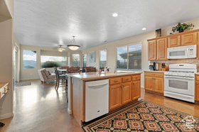 Photo 5 for 3462 E Stoneview Cir