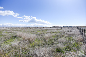 1379 N Warm Springs MLS #2062333