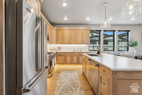 Photo 3 for 1127 W Vos Cir #201