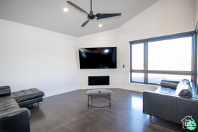 Photo 6 for 145 Crimson Cliffs Dr
