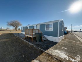 Photo 2 for 1101 S Carbon Ave #29
