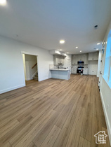 Photo 2 for 727 S Harrison Dr #31