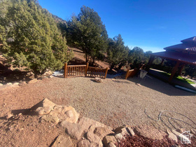 Photo 3 for 45450 W Cedar Rock Rd